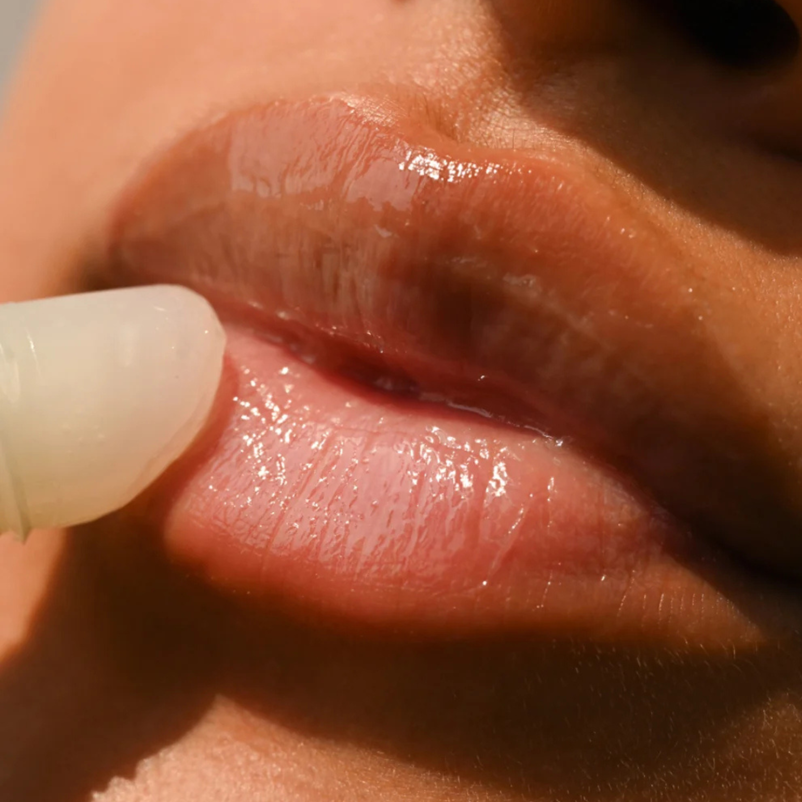 eos - Wild Cherry Slushie Lip Butter